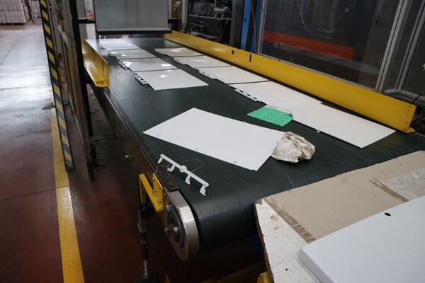 28#5528 Pressa Sandretto Mega e Stampante laser Videojet in vendita - foto 46