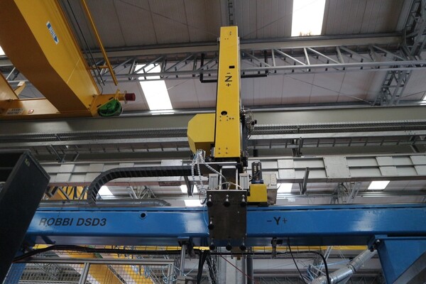 28#5528 Pressa Sandretto Mega e Stampante laser Videojet in vendita - foto 49