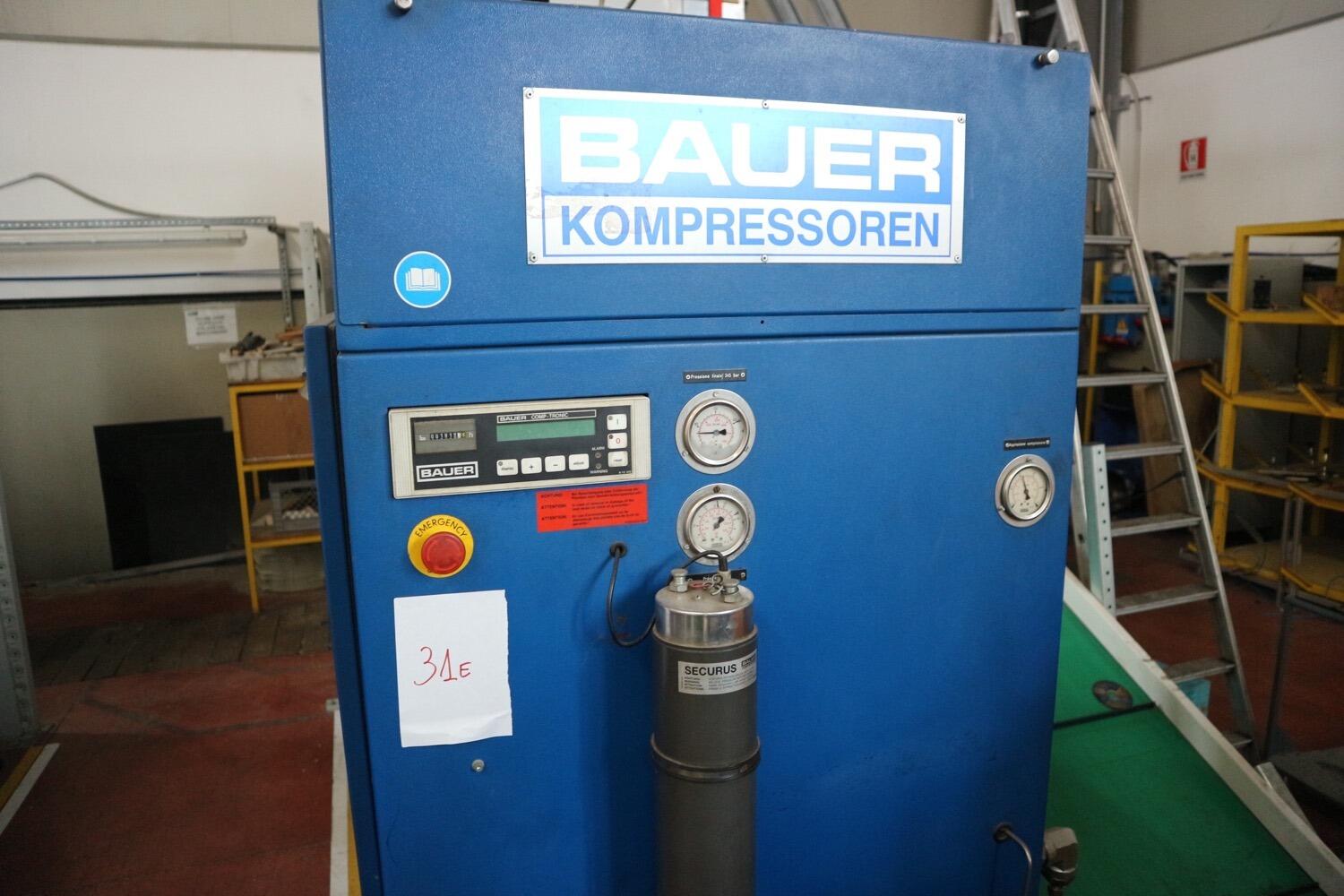 Lot Bauer compressor