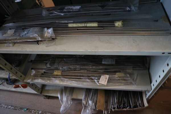44#5528 Ricambi idraulici e attrezzature elettroniche in vendita - foto 39