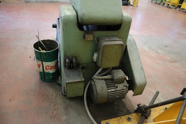 62#5528 Affilatrice e sega a ferro in vendita - foto 6