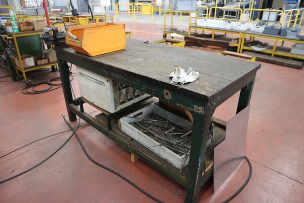 68#5528 Tavoli da lavoro in vendita - foto 5