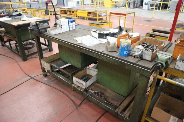 68#5528 Tavoli da lavoro in vendita - foto 6