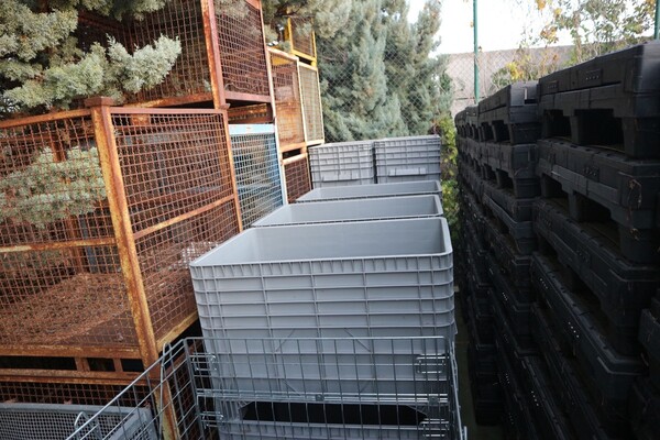 71#5528 Cestoni e pallet in plastica in vendita - foto 10