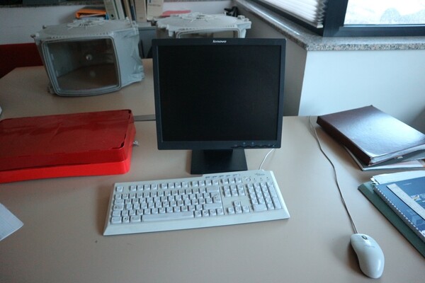 75#5528 Arredi ed attrezzature da ufficio in vendita - foto 15