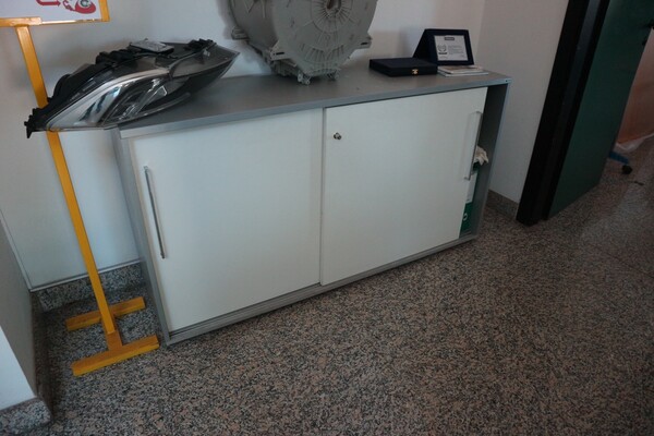 75#5528 Arredi ed attrezzature da ufficio in vendita - foto 30