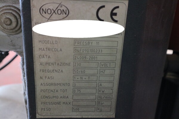 83#5528 Incellofanatrice Noxon e reggiatrici in vendita - foto 5