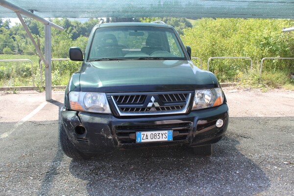 2#5537 Autovettura Mitsubishi Pajero in vendita - foto 1