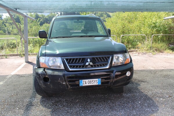 2#5537 Autovettura Mitsubishi Pajero in vendita - foto 2
