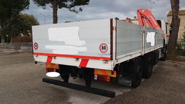 11#5538 Camion gru Daf in vendita - foto 3