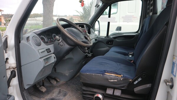 12#5538 Autocarro Iveco Daily in vendita - foto 6