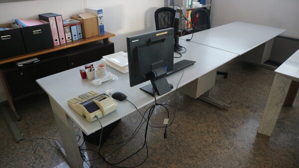 20#5538 Arredamento da ufficio in vendita - foto 1