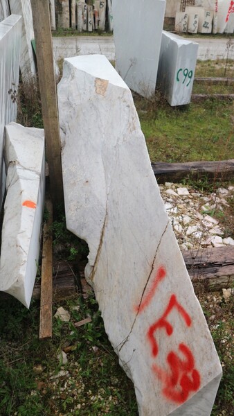 401#5538 Blocchi marmo bianco cristallino naxos e bianco statuario extra in vendita - foto 21