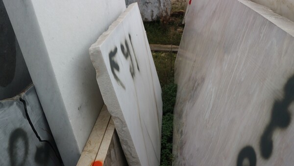 401#5538 Blocchi marmo bianco cristallino naxos e bianco statuario extra in vendita - foto 40