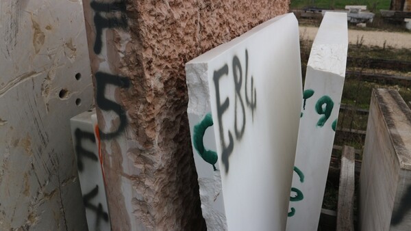 401#5538 Blocchi marmo bianco cristallino naxos e bianco statuario extra in vendita - foto 45