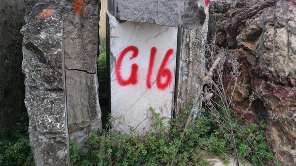 402#5538 Blocchi marmo botticino e breccia santa in vendita - foto 18