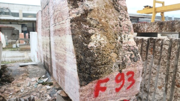 402#5538 Blocchi marmo botticino e breccia santa in vendita - foto 22