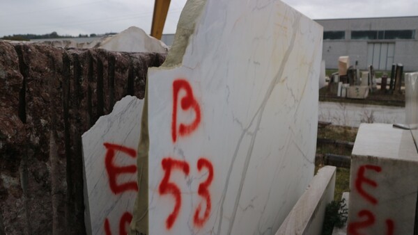 404#5538 Blocchi marmo fior di pesco e limestone in vendita - foto 12