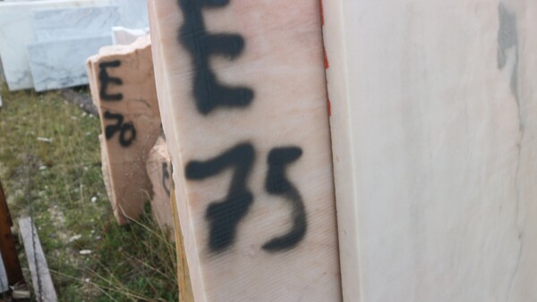 404#5538 Blocchi marmo fior di pesco e limestone in vendita - foto 41