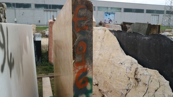 404#5538 Blocchi marmo fior di pesco e limestone in vendita - foto 52