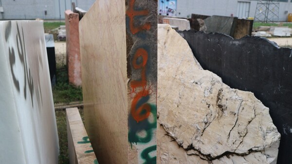 404#5538 Blocchi marmo fior di pesco e limestone in vendita - foto 53