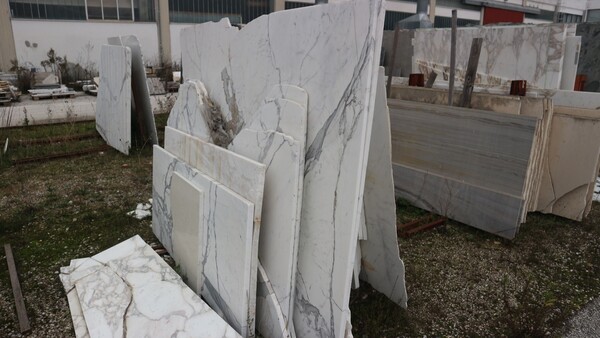 523#5538 Lastre marmo bianco statuario extra in vendita - foto 3