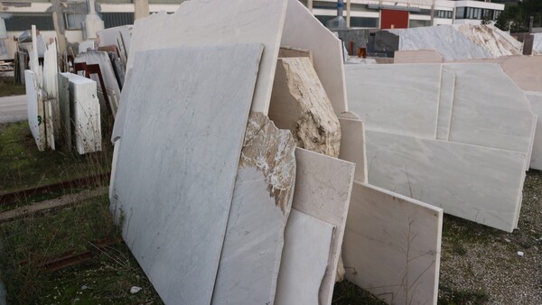 554#5538 Lastre marmo bianco sivec e jerusalem gold in vendita - foto 7