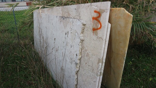 566#5538 Lastre marmo perlato di sicilia e onice bianco in vendita - foto 1