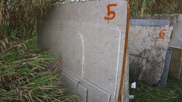 566#5538 Lastre marmo perlato di sicilia e onice bianco in vendita - foto 6
