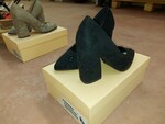 Image 18 - Shoes for men and women - Lot 2 (Auction 5540)