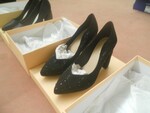 Image 329 - Shoes for men and women - Lot 2 (Auction 5540)