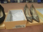 Image 332 - Shoes for men and women - Lot 2 (Auction 5540)