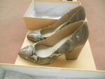 Image 334 - Shoes for men and women - Lot 2 (Auction 5540)