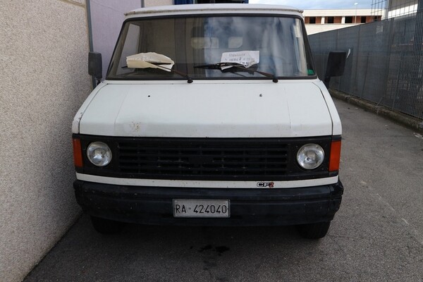1#5541 Furgoncino Ford in vendita - foto 3