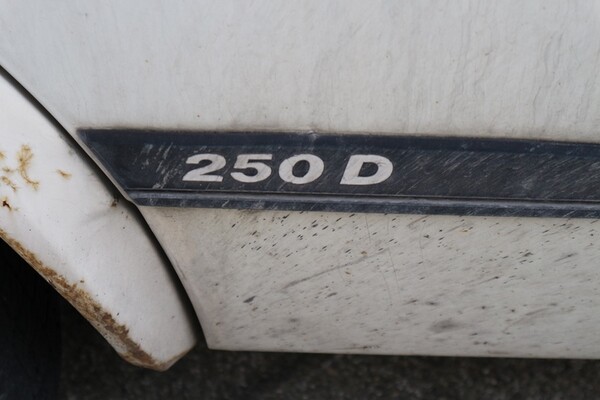 1#5541 Furgoncino Ford in vendita - foto 12