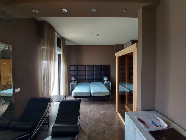 1#5542 Cessione ramo d'azienda Hotel Delizia in vendita - foto 74