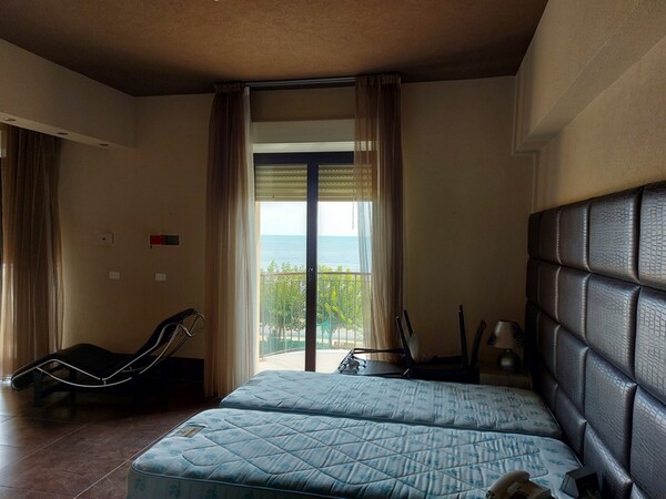 1#5542 Cessione ramo d'azienda Hotel Delizia in vendita - foto 95