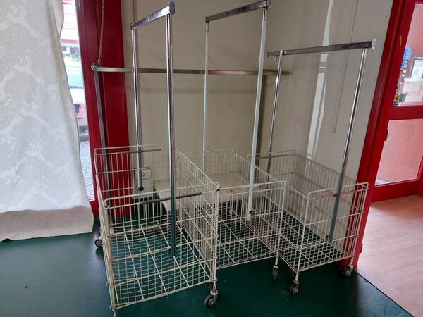 1#5544 Arredo e attrezzature elettroniche da ufficio in vendita - foto 2