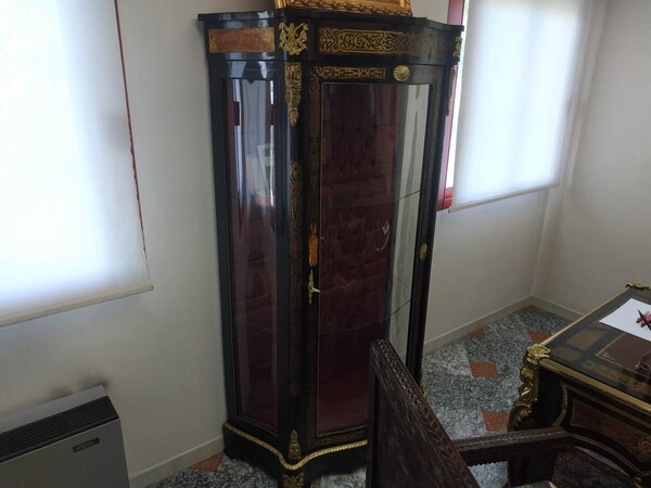 1#5546 Arredi in legno intarsiati in vendita - foto 11