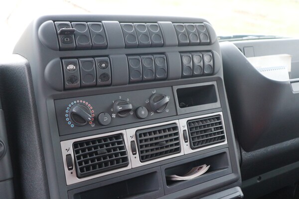 3#5547 Autocarro Iveco in vendita - foto 7