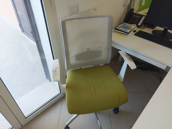 1#5558 Arredamento per ufficio in vendita - foto 5