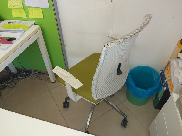 1#5558 Arredamento per ufficio in vendita - foto 8