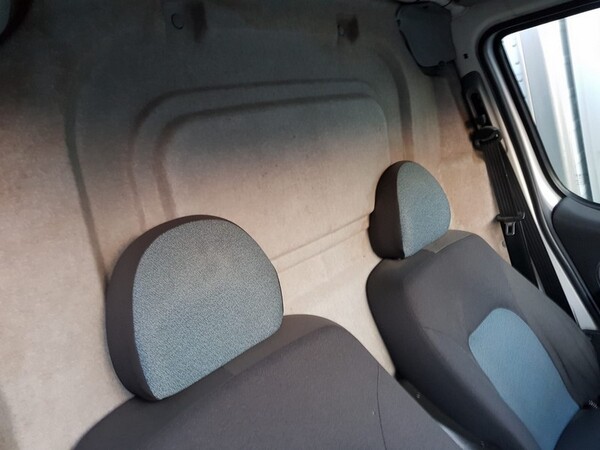 1#5560 Furgone Fiat Doblo' in vendita - foto 9