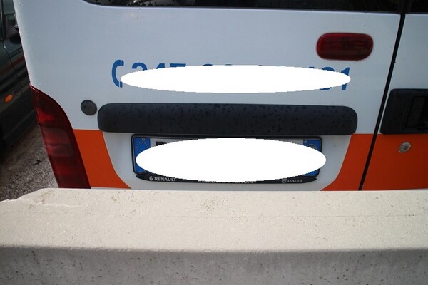 2#5560 Ambulanza Renalut Master in vendita - foto 2