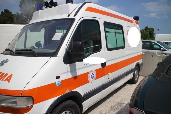 2#5560 Ambulanza Renalut Master in vendita - foto 5