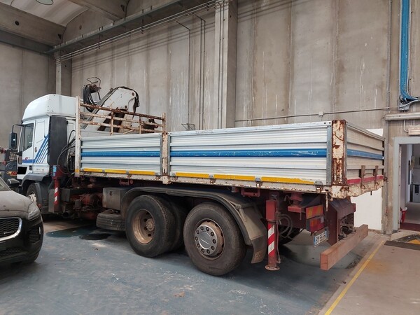 1#5562 Autocarro Iveco Magirus in vendita - foto 1