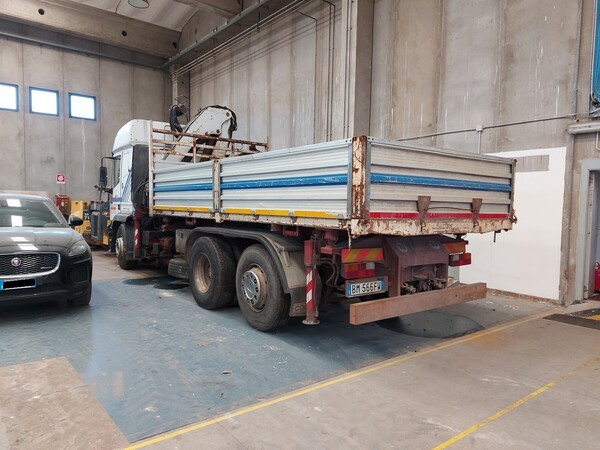 1#5562 Autocarro Iveco Magirus in vendita - foto 3
