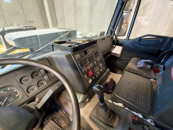 1#5562 Autocarro Iveco Magirus in vendita - foto 41