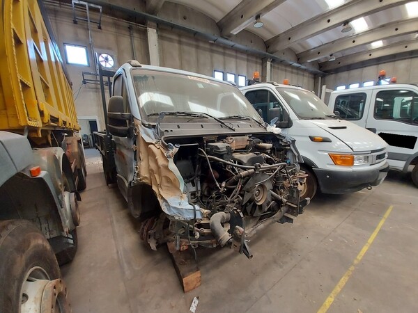 10#5562 Autocarro Iveco Daily in vendita - foto 11