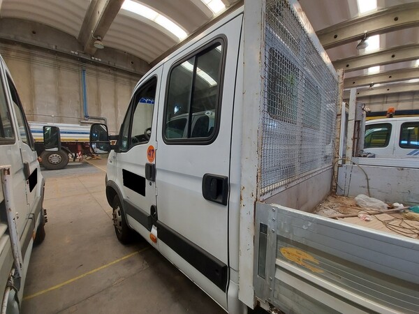 13#5562 Autocarro Iveco Daily in vendita - foto 12